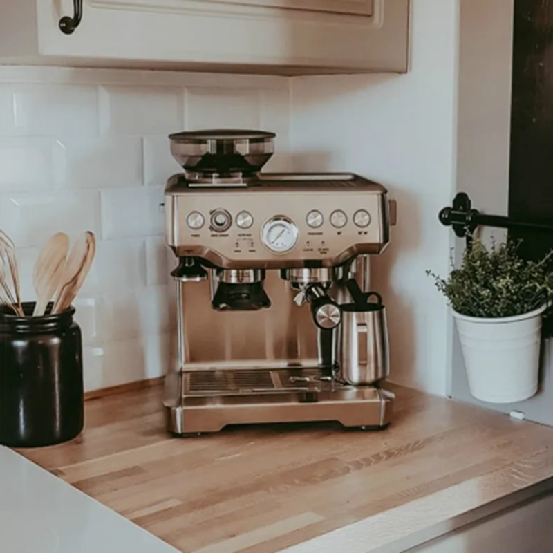 Nowa półautomatyczna ekspres d – Breville Espresso Bes870 recenzja i cena
